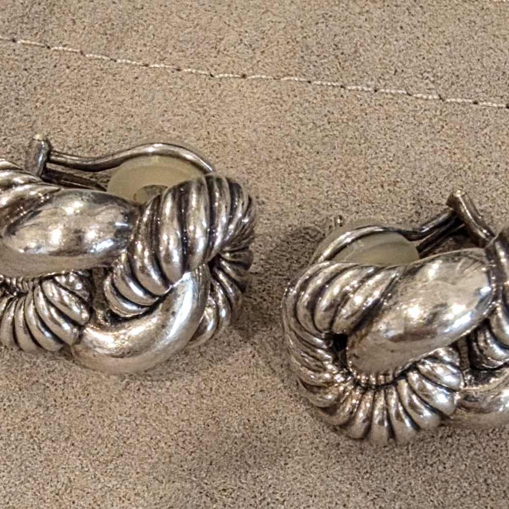 DAVID YURMAN Elegant Silver Knot Earrings